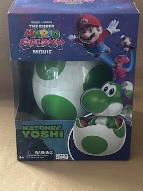 Nintendo Hatchin' Yoshi Surprise Egg Toy - Green & White